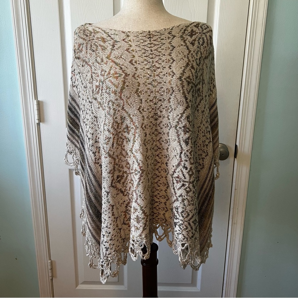 NWT Free People Multicolor Knit Poncho with fringe women’s size M